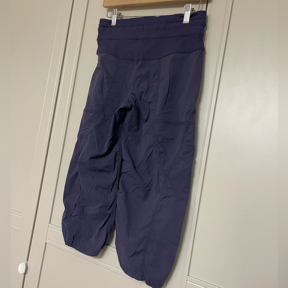 Lululemon Studio Crop *No Liner in Cadet Blue - Picture 8 of 12